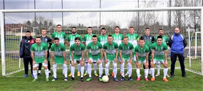 Oprema nova, navika da se gubi ostala