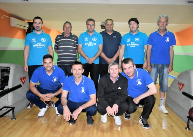 Bowling stons green town i Metalac