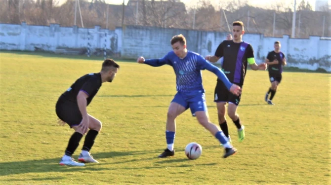 Čeka se gol: Napadač Bečejaca Nenad Kudrić - foto: V. Jankov