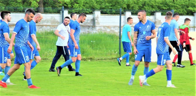 Ovog proleća je bilo malo zadovoljstava Bečejaca posle postignutog gola - foto: V. Jankov