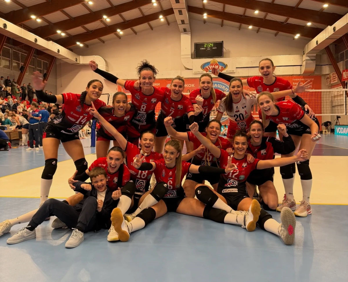 Nove šampionke Srbije odbojkašice TENT-a - foto: OK TENT