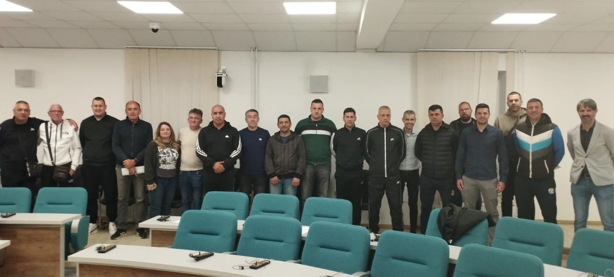 Učesnici Skupštine trenerske organizacije FS Podunavskog okruga - foto: N.Pavlović