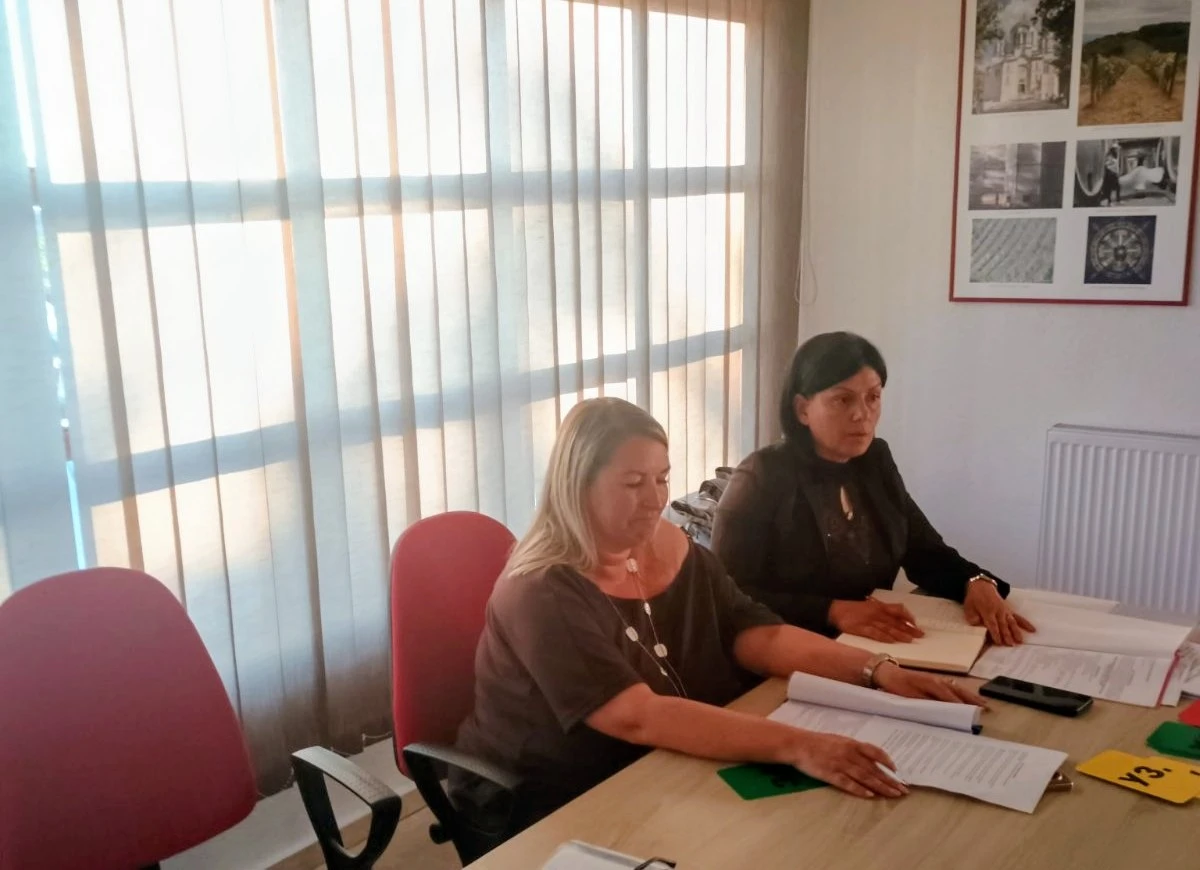 Predsednica FSŠO Ivana Mumalo (levo) i generalni sekretar Maja Marković - foto: lična arhiva