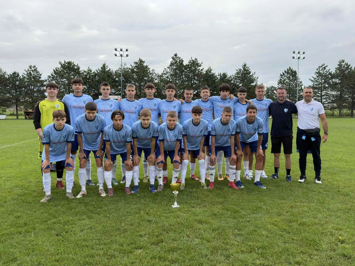 Prvaci kadeti Dinamo 1945