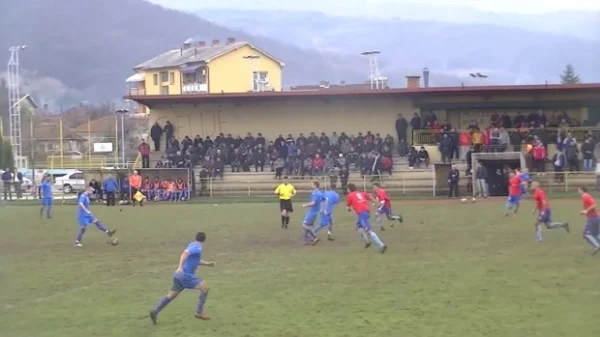Kvalitetan fudbal u komšijskom derbiju, Zona "Jug"