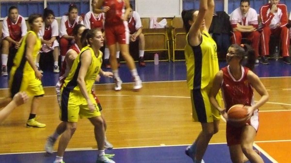 PŽKL - Voša se okliznula na Ibarskom keju, Prva ženska liga Srbije