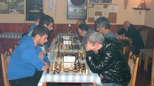 Sombor: Dejan Leskur je u razigravanju došao do titule na VIII šahovskom AGUA SANA turniru