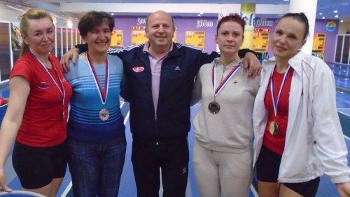 Kuglanje: Pionir „Agro Višković“, EDB, Beograd i Eđšeg okićeni zlatom