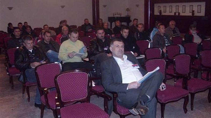 Predsednik novi,a problemi stari, Srpska liga Zapad