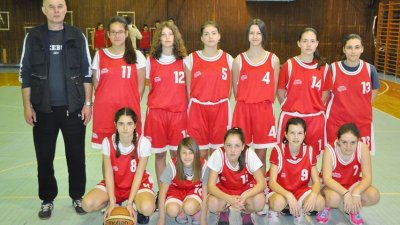 Održano opštinsko prvenstvo osnovnih škola u košarci , dominantna OŠ Milan Ilić Čiča