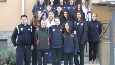 Juniorke nekompletne u borbi za vizu