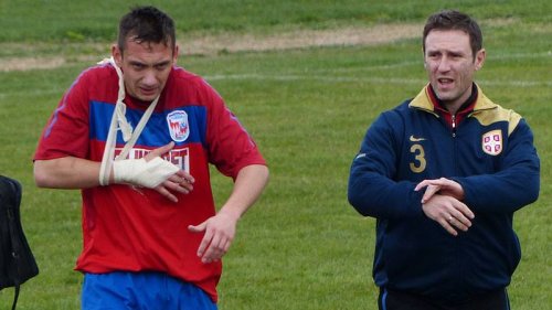 Izvini moram da ti dam crveni karton, Srpska liga Istok