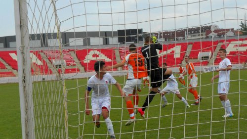 Poraz u gradskom derbiju, Kadetska liga Srbije