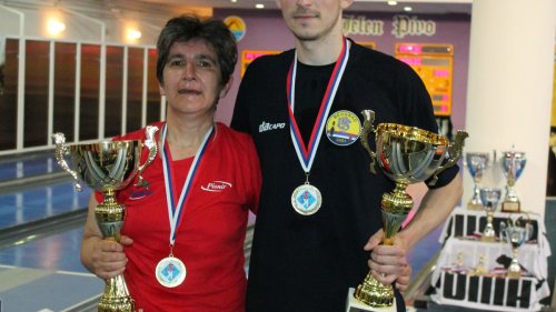 Kuglanje: Nevenki Joković i Juhasu „duple krune“ srpskog kuglanja