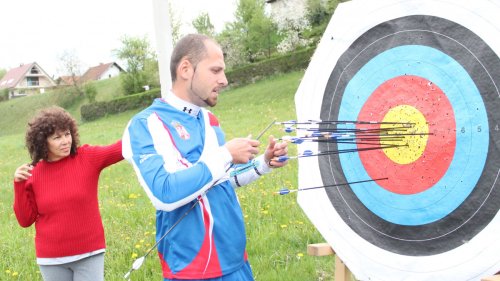 Streličarstvo: Srbiji srebro olimpik stilom u Kamniku