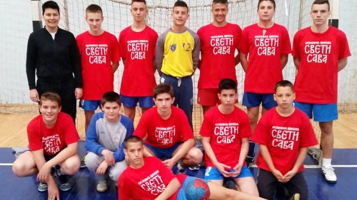 Rukometni osnovci Škole "Sveti Sava" iz Aranđelovca prvi i na međuokružnom takmičenju