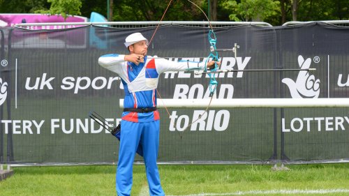 Streličarstvo: Popović pobedio svetskog i evropskog prvaka i osvetlao obraz u Šervudskoj šumi