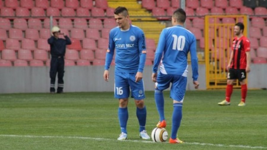 Milivoje Lazić iz Radnika u Željezničar, BH Telecom Premijer liga