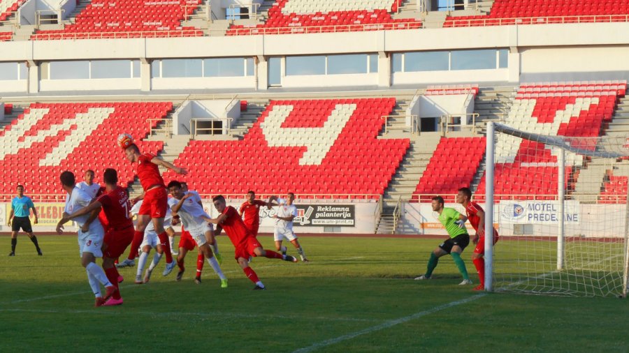 Prva provera pripala "Čarapanima"