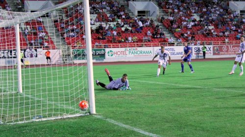 Real sa Nišave demolirao "gradjevinare", Superliga Srbije