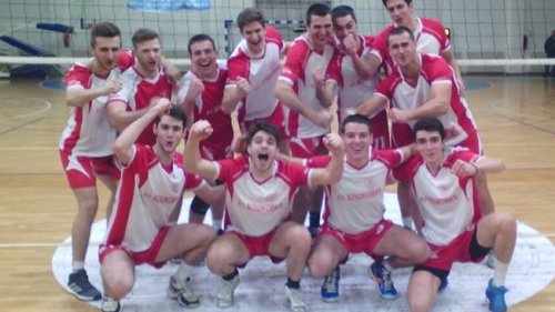 Odbojkaši šumadije priremaju se u parku Bukovičke Banje za nastup u Drugoj ligi Centar