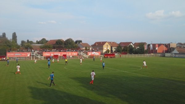 "Slana Bara" slatka za Piroćance!, Prva liga Srbije