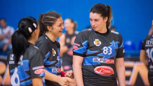 Na spisku seniorske reprezentacije samo dve igračice iz domaćeg šampionata, Superliga