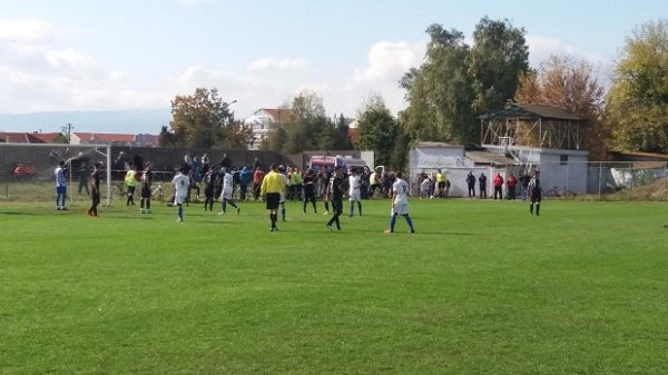 Podmladak Radničkog bolji od Mačve, ali lopta nije "htela" u gol!, Omladinska liga Srbije