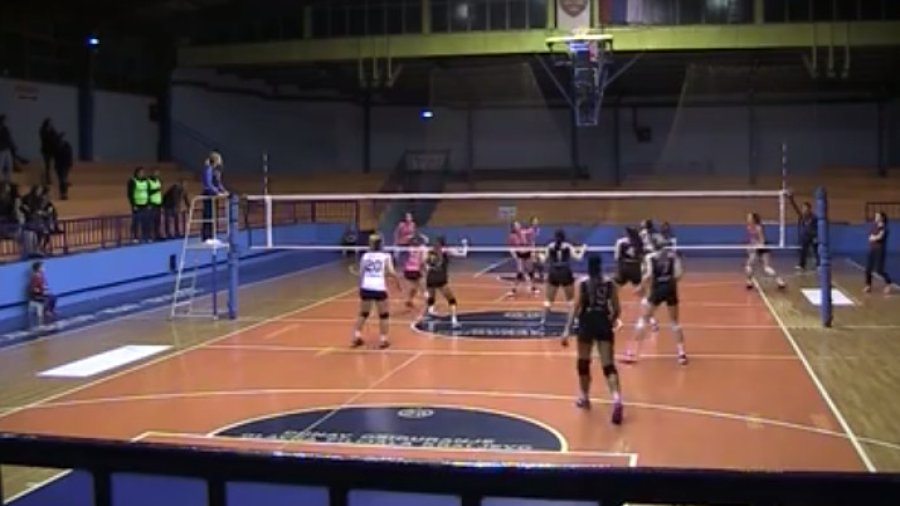 "Šarmerke" pokorile Beograd, Prva liga Srbije