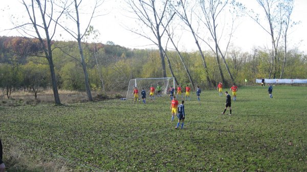 Nekompletni dubljani poraženi na svom terenu, Opštinska liga Trstenik
