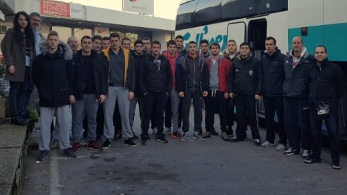 Crno-beli na jadranskoj turneji, RVL -A1