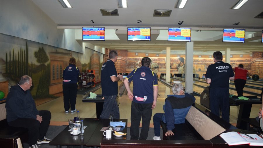 Prva liga u bovlingu: Bowlingstones (Sombor) - Fireball (Beograd)  14:2
