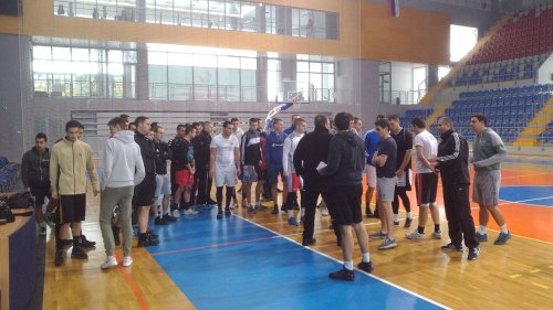 Mlade sudije caruju pod obručima