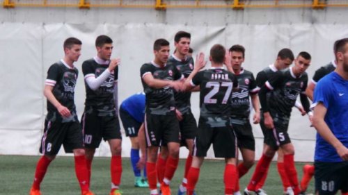 Stuparević trostruki strelac, a kadeti u borbi za titulu!, Superliga Srbije