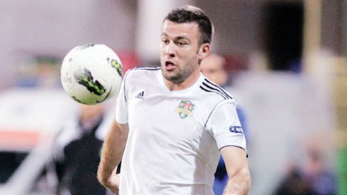 Nemanja Milisavljević pojačao vezni red!, Superliga Srbije