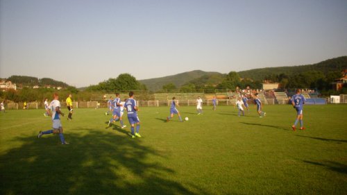 Kosanica konačno ona prava, srušen lider!, Zona "Zapad"