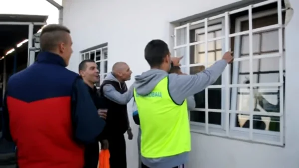 Kako su navijači Rojkovca ispratili "omiljenog" fudbalskog sudiju!, Prva opštinska liga Obrenovac