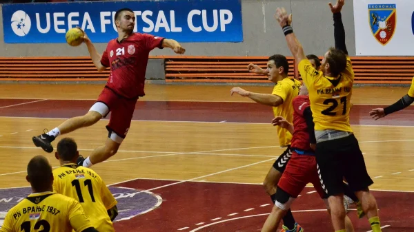 Lider slavio u Kragujevcu, Super B liga Istok-Zapad