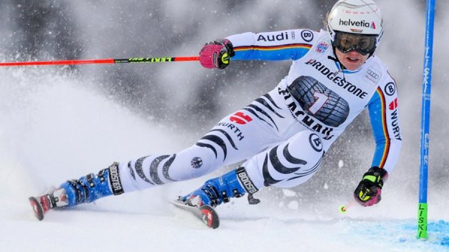 Rebensburg pobjedom otvorila sezonu