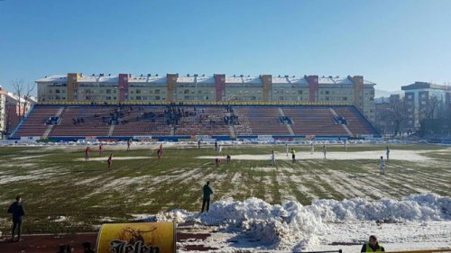 Ne baš najbolji teren u Banja Luci: Težak meč čeka igrače