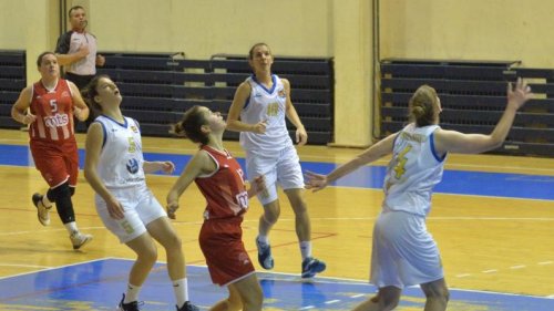 Student pobedio vicešampiona države!, Prva ženska liga Srbije