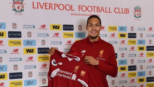 Krenula fudbalska pijaca