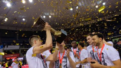 Pločice vratiti, pretnje prijaviti