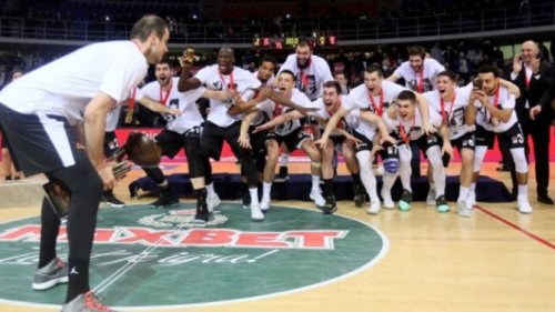 Zna se ko je uništavao trofej KRK