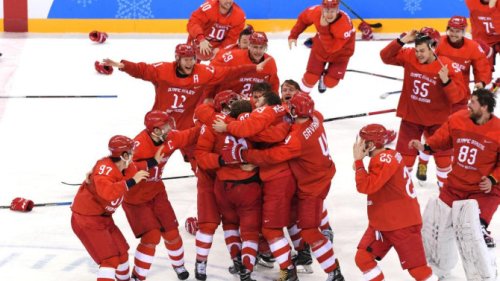 Rusima zlato u hokeju