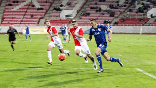 Radnički bio bolji, a onda jedva isčupao bod, Superliga Srbije
