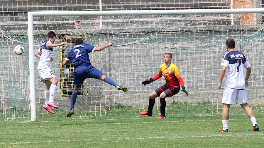 Romantičari čestitali Žarkovu promociju u PLS, Srpska liga Beograd