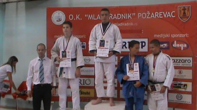 Bronzana medalja i diploma za Nenada Savkovića