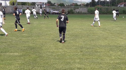 Radnički za rastanak "pregazio" nadmene "crno bele"!, Omladinska liga Srbije