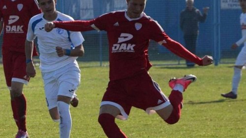 Luka Asentić potpisuje za slavni portugalski klub